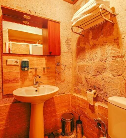 سوییت با چشمانداز باغ, Alaca Cave Cappadocia