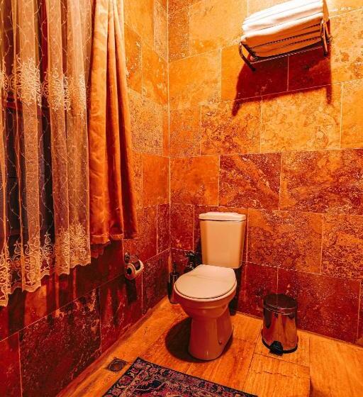 سوییت با چشمانداز کوه, Alaca Cave Cappadocia