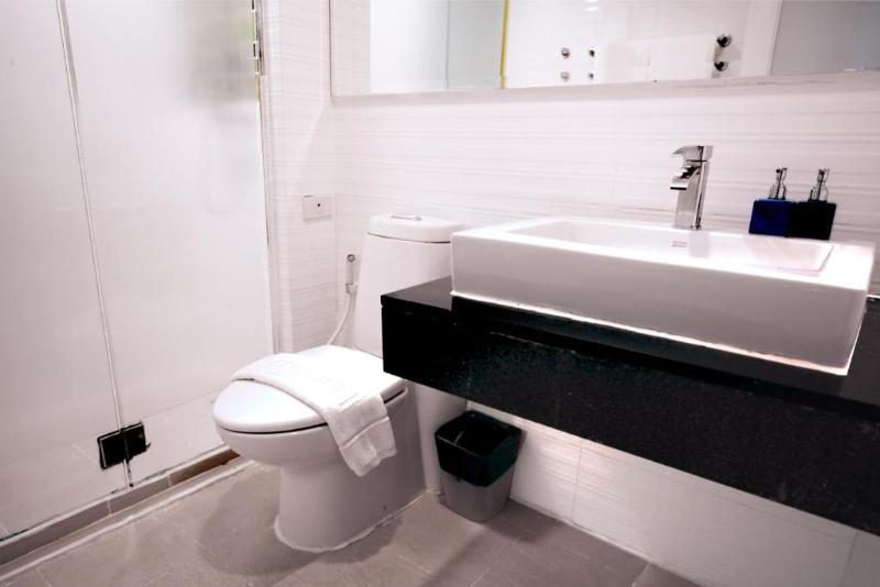 Deluxe Room, Citin Sukhumvit 11 Nana Bangkok By Compass Hospitality