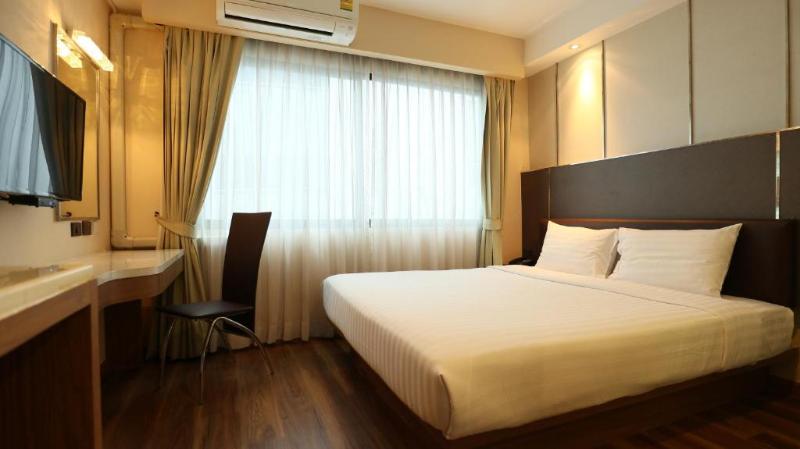 Superior Room, Citin Sukhumvit 11 Nana Bangkok By Compass Hospitality
