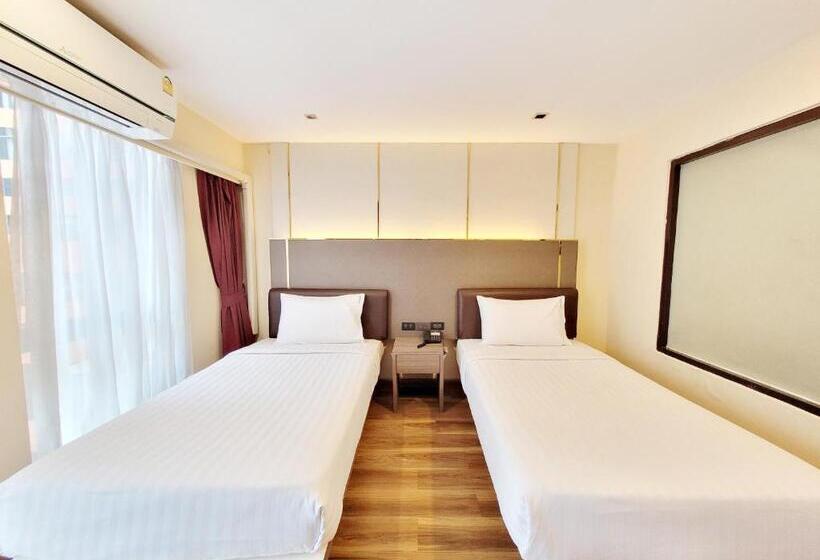 Executive Suite, Citin Sukhumvit 11 Nana Bangkok By Compass Hospitality