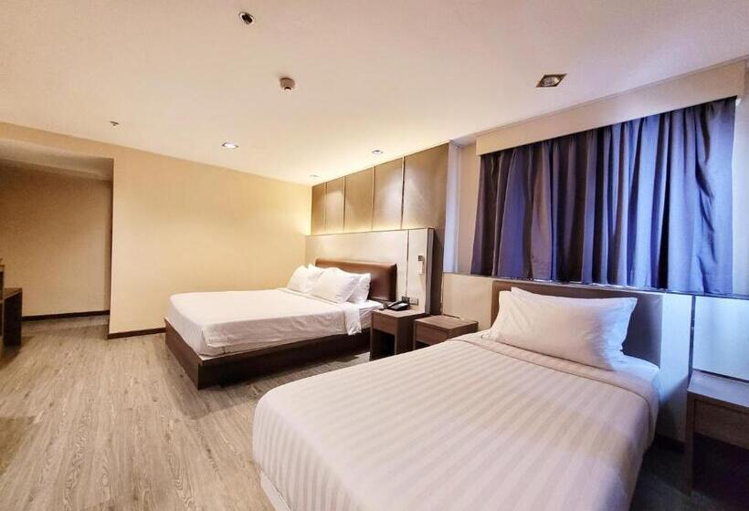 Executive Suite, Citin Sukhumvit 11 Nana Bangkok By Compass Hospitality