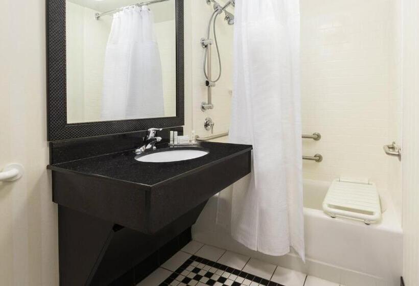 Студия Стандарт, Fairfield Inn & Suites – Buffalo Airport