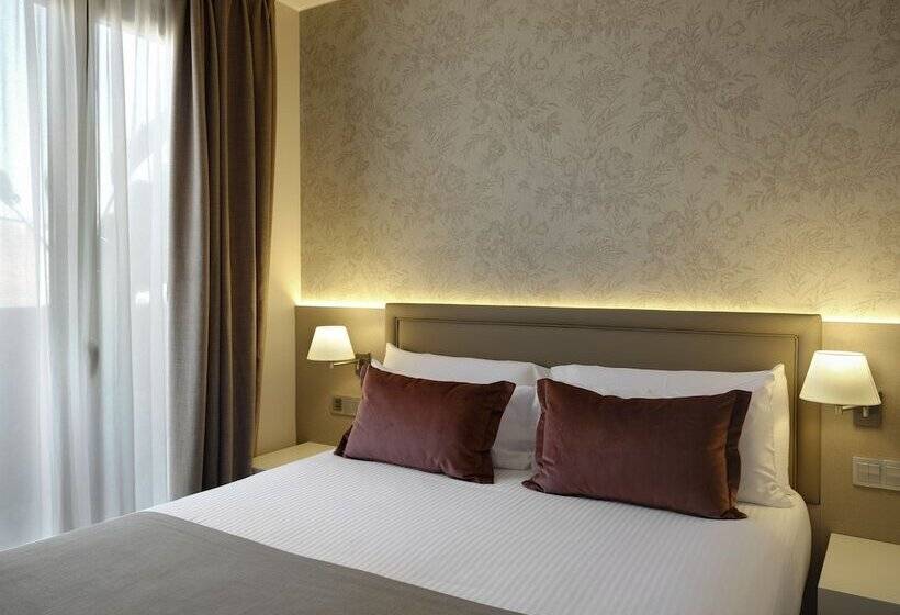 سوئیت جونیور با تراس, Musik Boutique