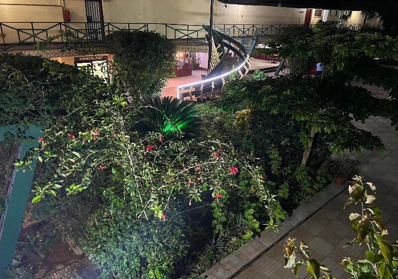 标准间, New Dodoma