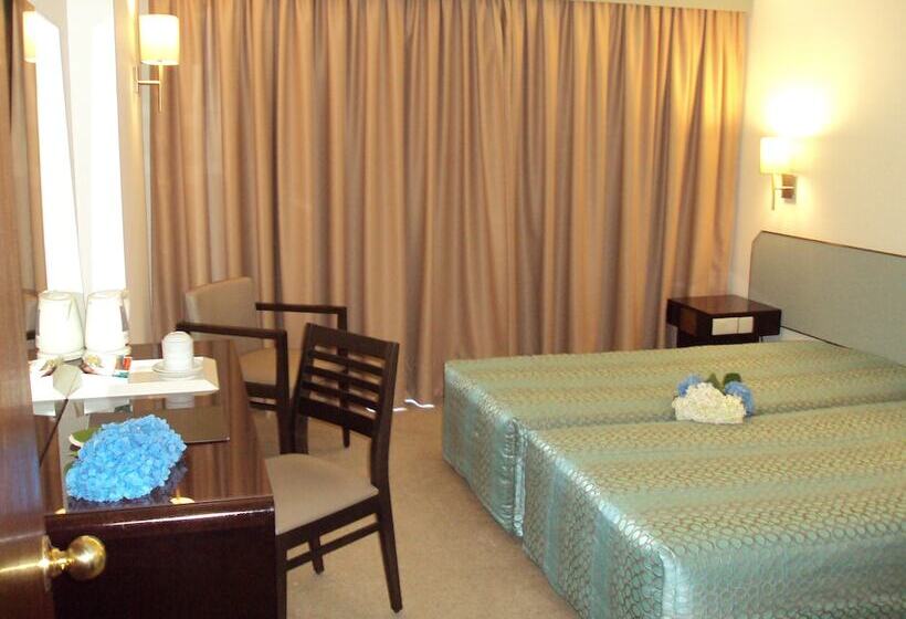 スタンダードルーム, Nova Cruz