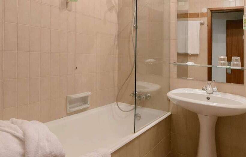 スタンダードルーム, Nova Cruz