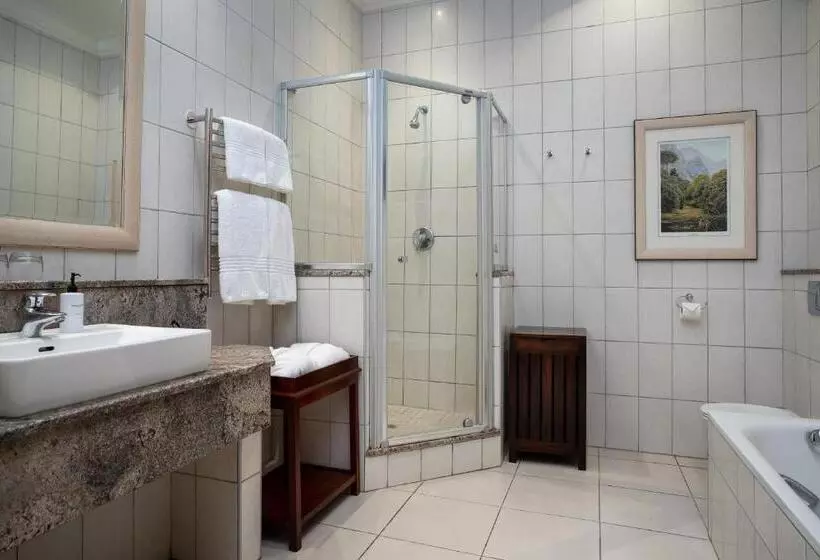 سوییت, Premier Hotel Quatermain
