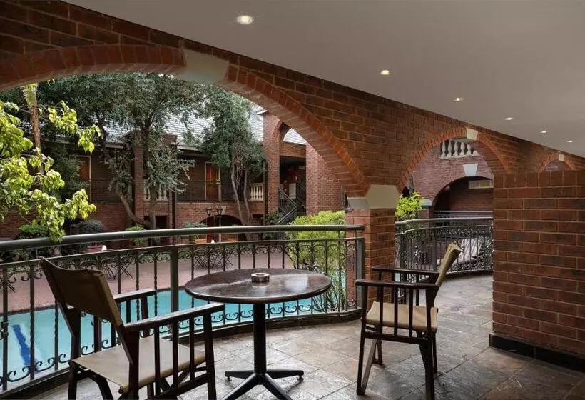 اتاق لوکس, Premier Hotel Quatermain