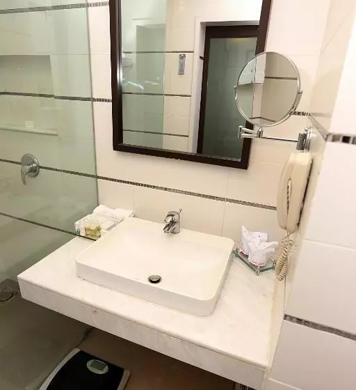 اتاق لوکس, Ramada By Wyndham Multan