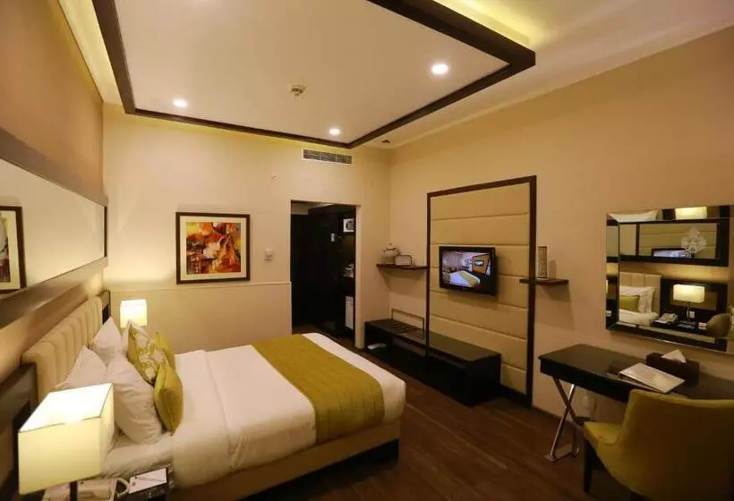 اتاق لوکس, Ramada By Wyndham Multan