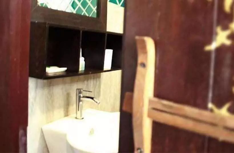 سوئیت با تخت بزرگ, Thapae Boutique House