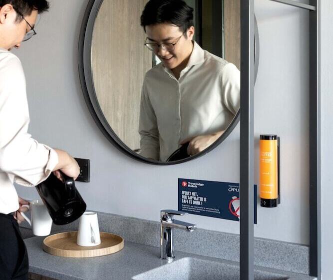 اتاق لوکس, Travelodge Harbourfront Singapore