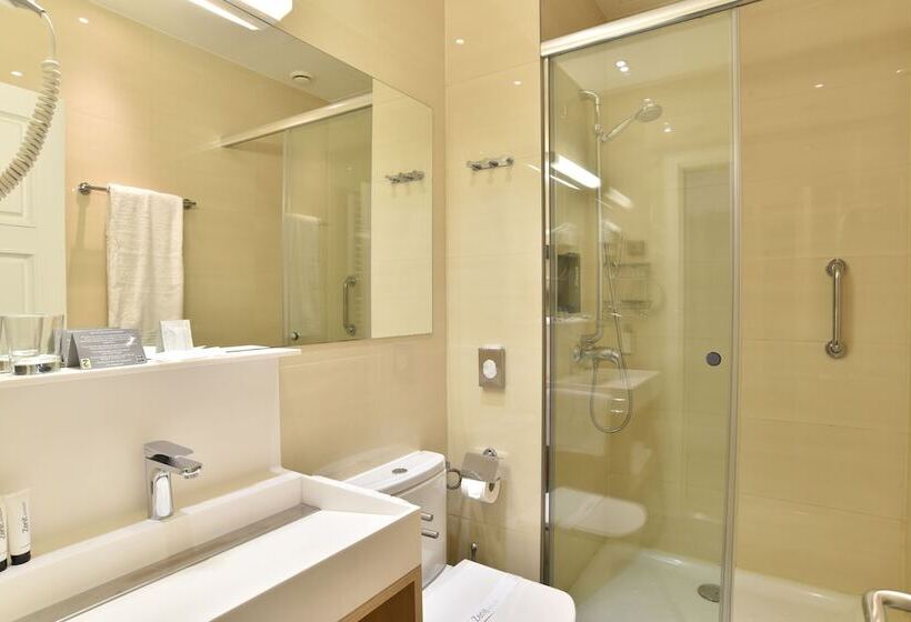 标准间, Zenit Budapest Palace