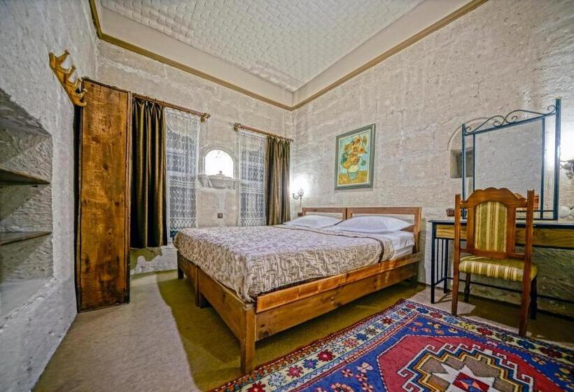 חדר אקונומי, Elysee Cave House