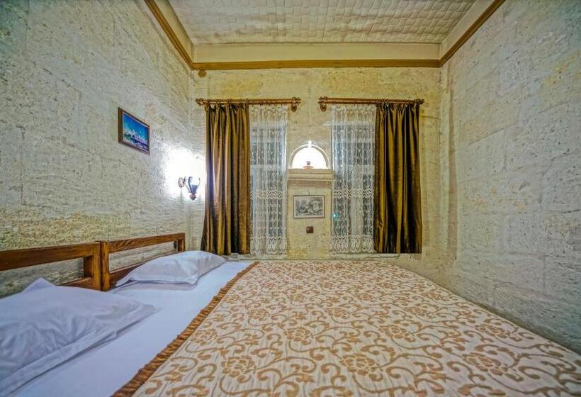 חדר אקונומי, Elysee Cave House