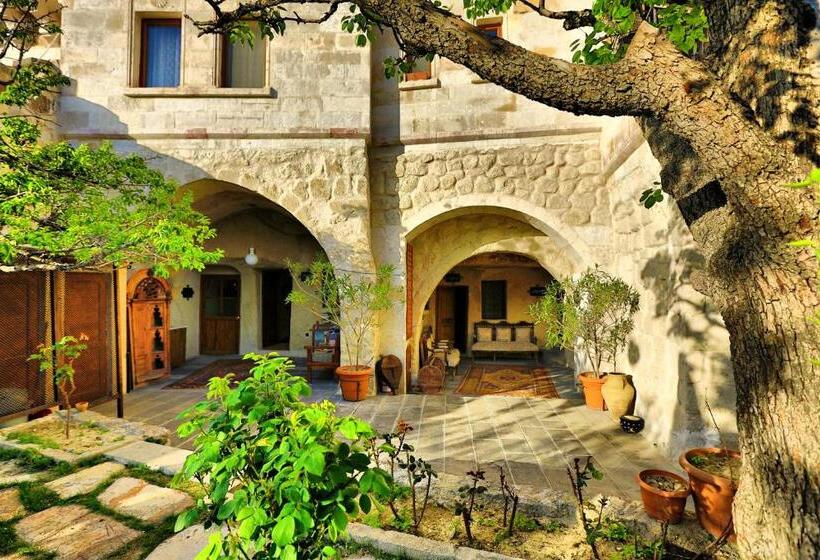 Family Suite, Elysee Cave House