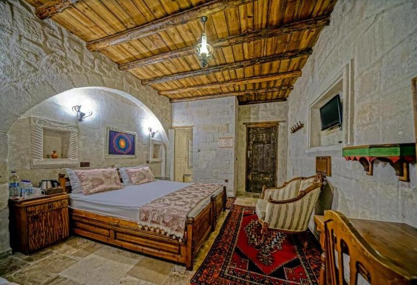 Номер Стандарт Трехместный, Elysee Cave House