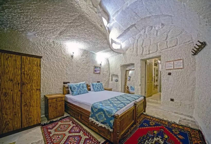 スタンダードルーム, Elysee Cave House