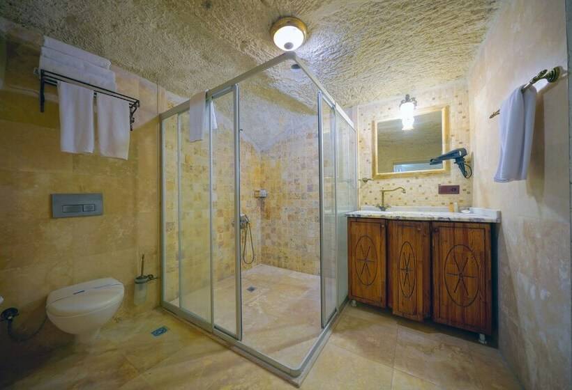 Family Suite, Elysee Cave House