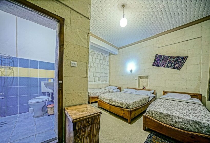 חדר אקונומי, Elysee Cave House