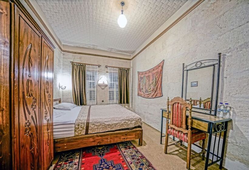 חדר אקונומי, Elysee Cave House