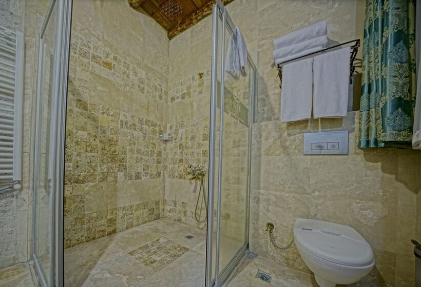 חדר סטנדרט לשלושה, Elysee Cave House