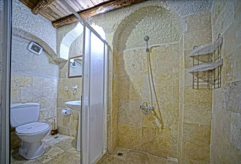 חדר סטנדרט לארבעה, Elysee Cave House