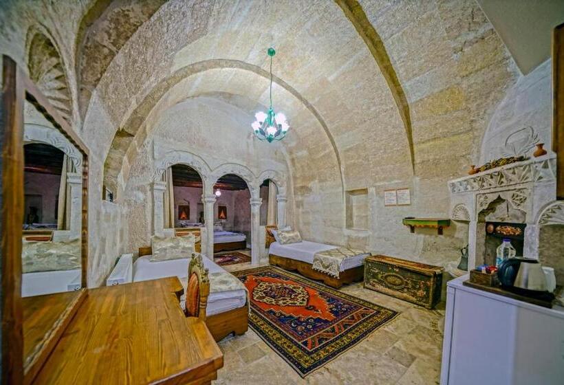 חדר סטנדרט לארבעה, Elysee Cave House