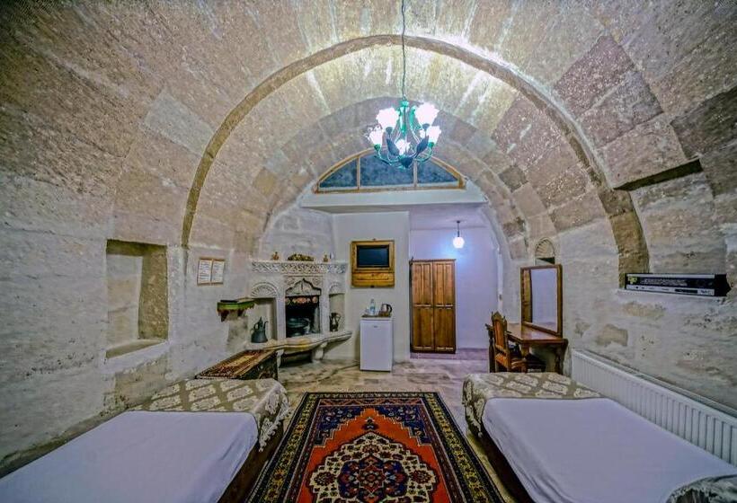 חדר סטנדרט לארבעה, Elysee Cave House