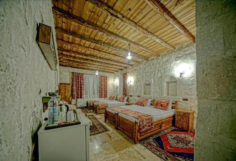 חדר סטנדרט לארבעה, Elysee Cave House