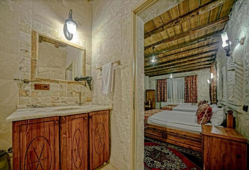 Четырехместный Номер Стандарт, Elysee Cave House