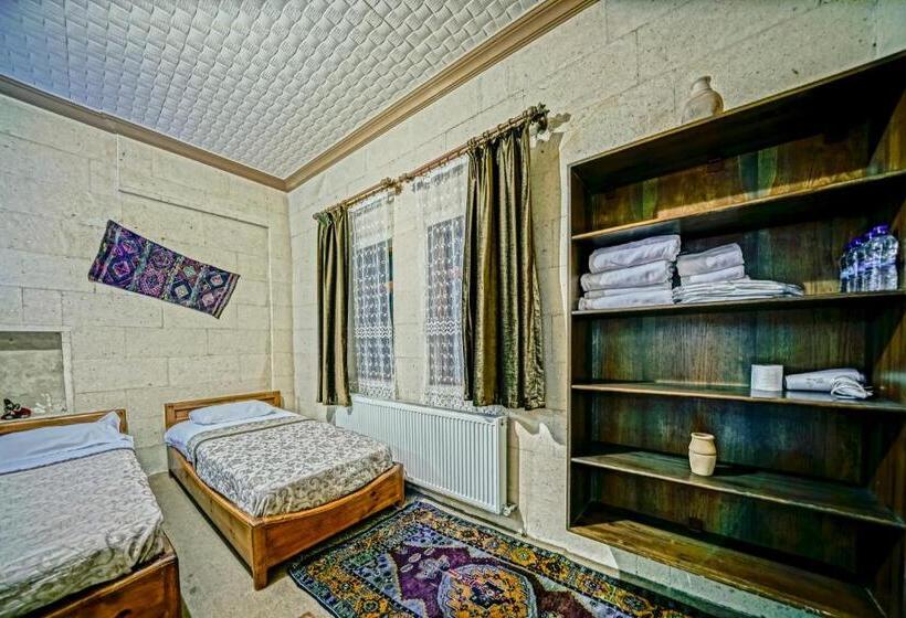 חדר אקונומי, Elysee Cave House