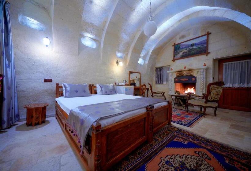 Family Suite, Elysee Cave House