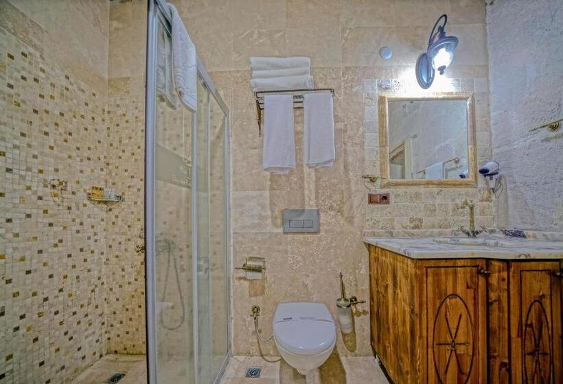 חדר סטנדרט לשלושה, Elysee Cave House