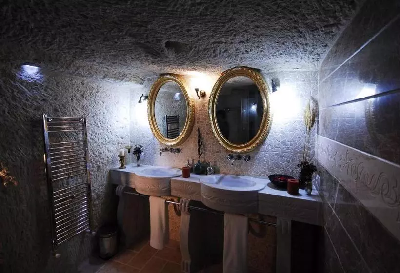 スイート, Cappadocia Perimasali Cave