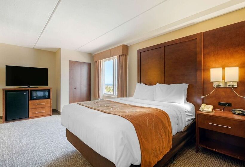 סוויטה מותאמת לאדם עם מוגבלויות, Surf And Sand Fernandina Beach At Amelia Island, Ascend Hotel Collection