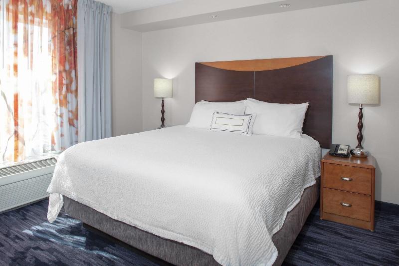 اتاق استاندارد با تخت بزرگ, Fairfield Inn And Suites By Marriott Gadsden