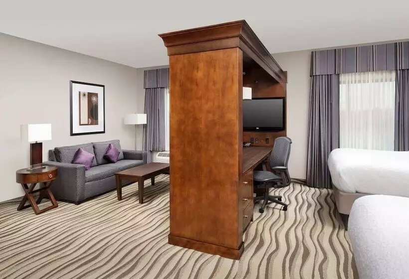 استودیوی استاندارد, Hampton Inn & Suites Tupelo/barnes Crossing