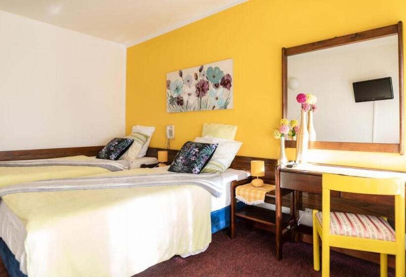 Standard-huone, Josipdol