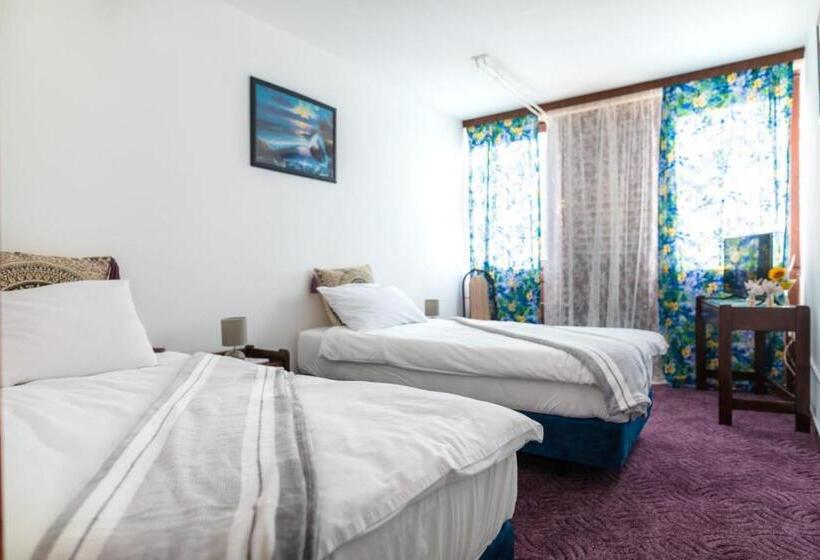 Standard-huone, Josipdol