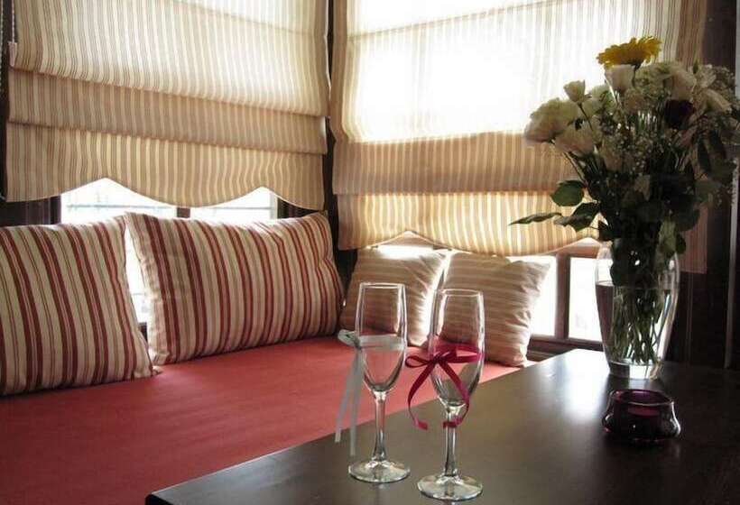 סוויטה, Marelia