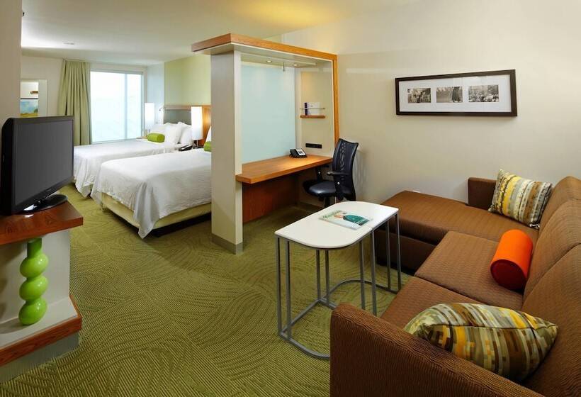 스탠다드 스튜디오, Springhill Suites By Marriott Pittsburgh Latrobe