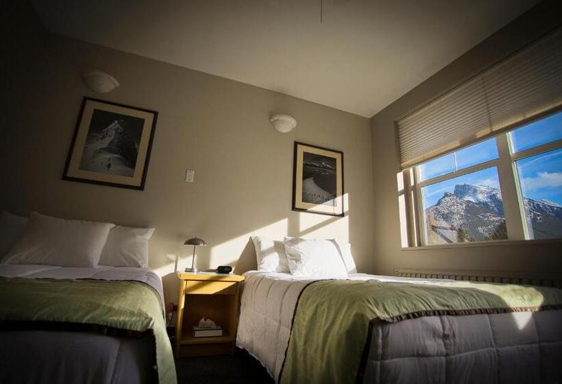 带2个双人床的标准工作室, Ywca Banff
