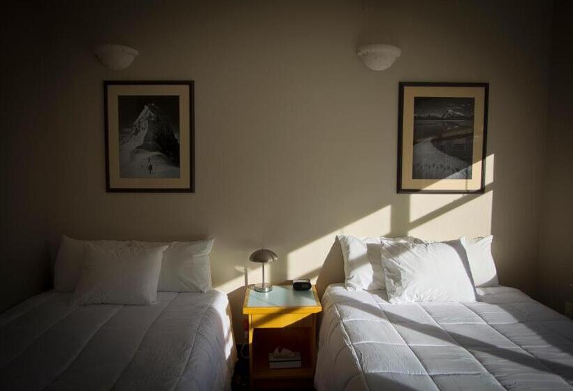 带2个双人床的标准工作室, Ywca Banff