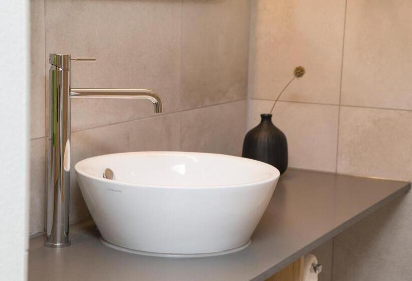 غرفة قياسية, Forum   Das Business & Lifestyle