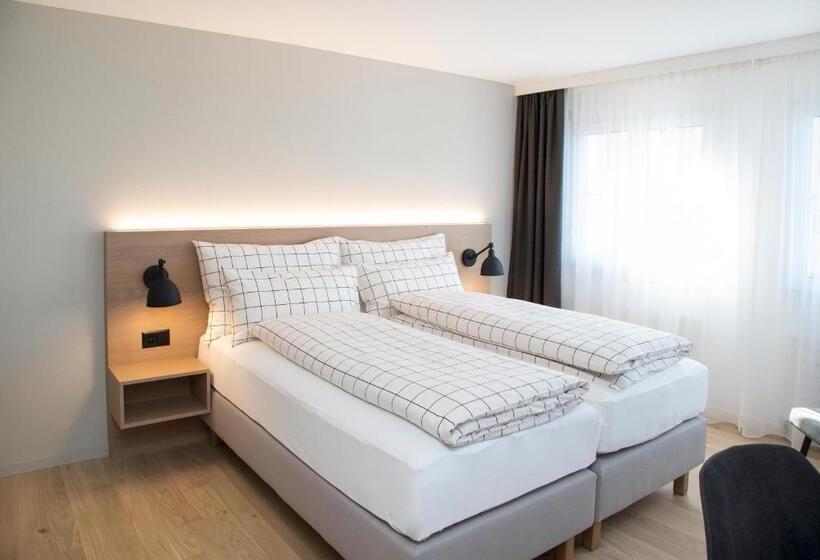 غرفة قياسية, Forum   Das Business & Lifestyle