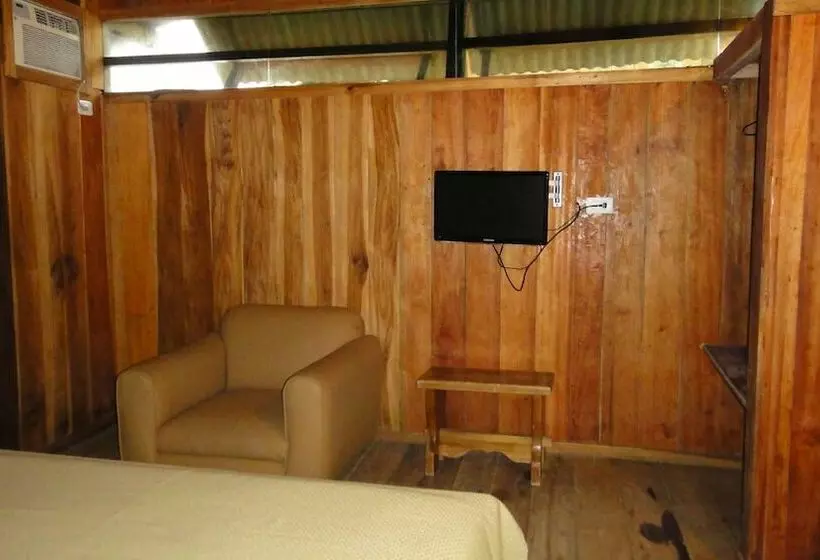 کلبه سوپریور, Cabanas Isla Del Sol