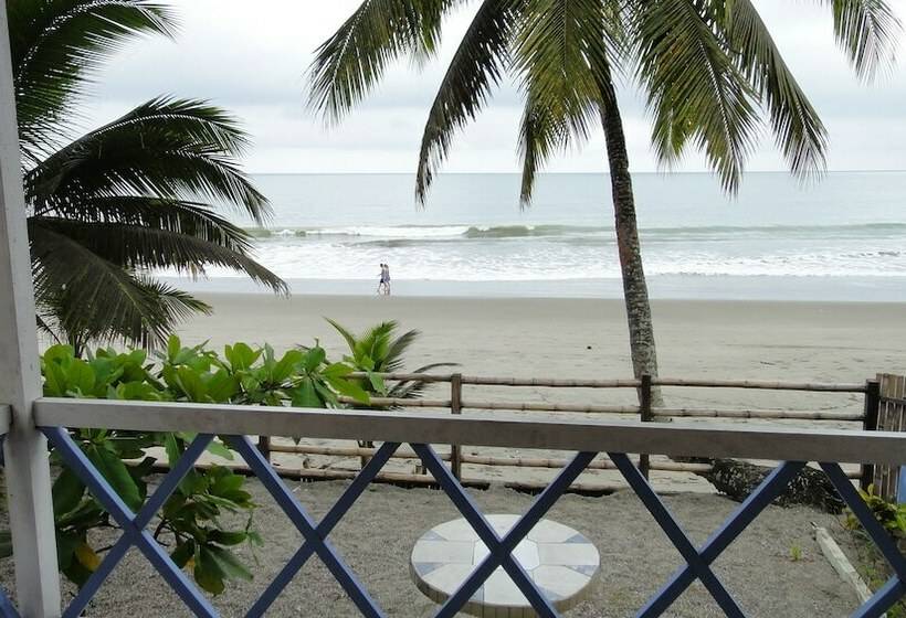 کلبه سوپریور, Cabanas Isla Del Sol