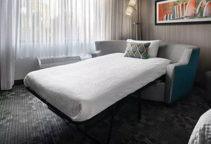 اتاق لوکس, Courtyard By Marriott Maui Kahului Airport